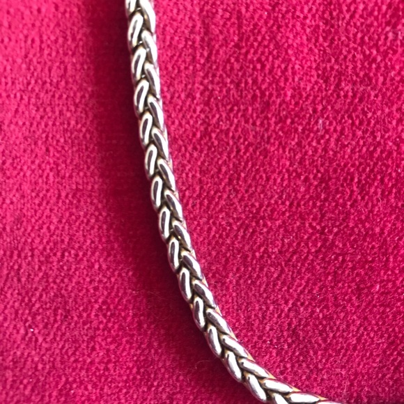 Silver tone 18” necklace. - Picture 3 of 3